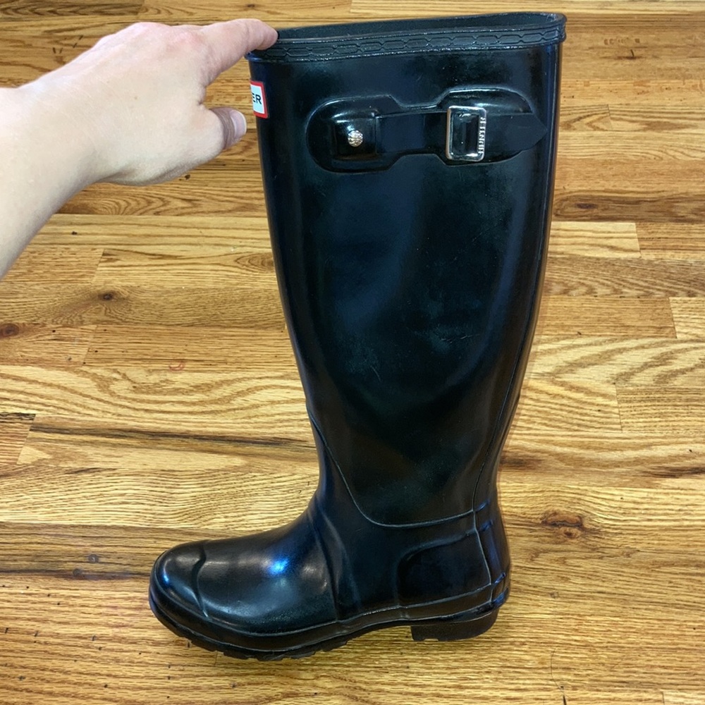Hunter Original Black Adjustable Gloss Rain Boots - Picture 6 of 15